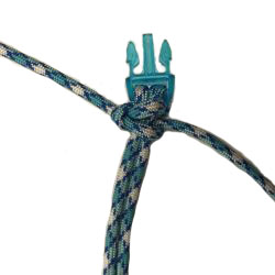 One color cobra weave paracord bracelet step 11